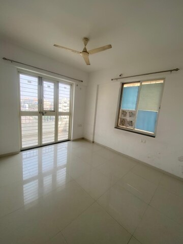 Room in 2 BHK Apartment at Nexus Sukhwani Shivom, Kiwale – for Rent