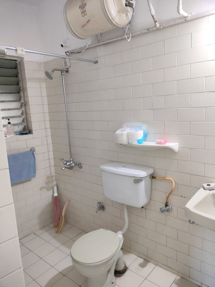 Bathroom, gulmohar-symphony 2 Bedroom 1236 Sq.Ft. Apartment In Kharadi Pune 7875556