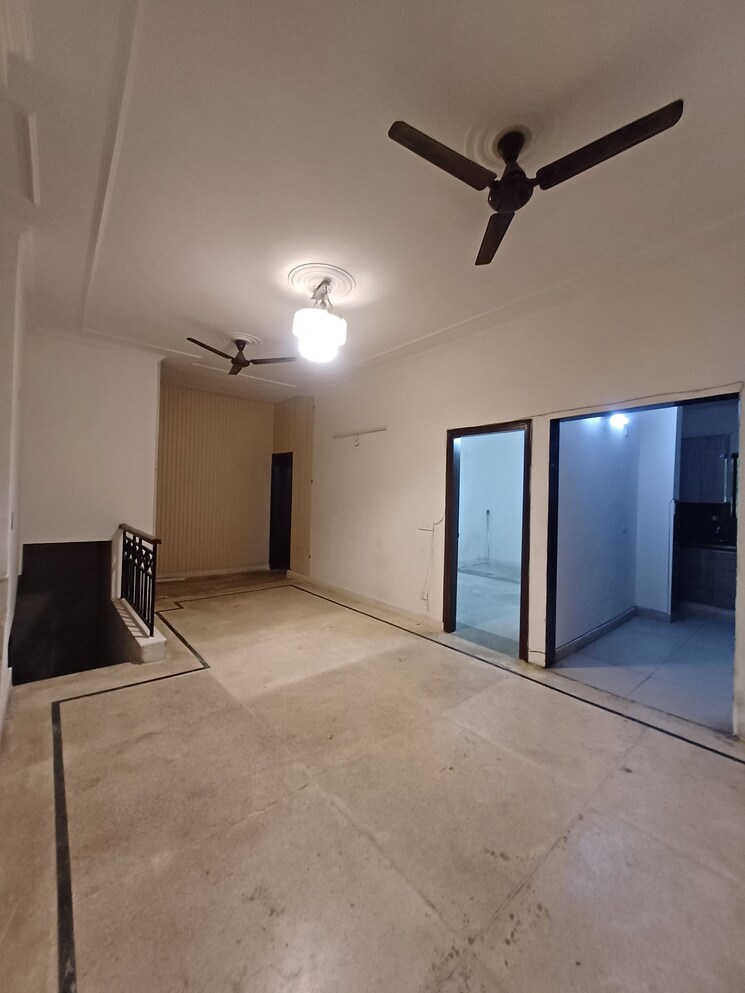 Room, sector 23a 2 Bedroom 1800 Sq.Ft. Independent House In Sector 23a Gurgaon 7875677