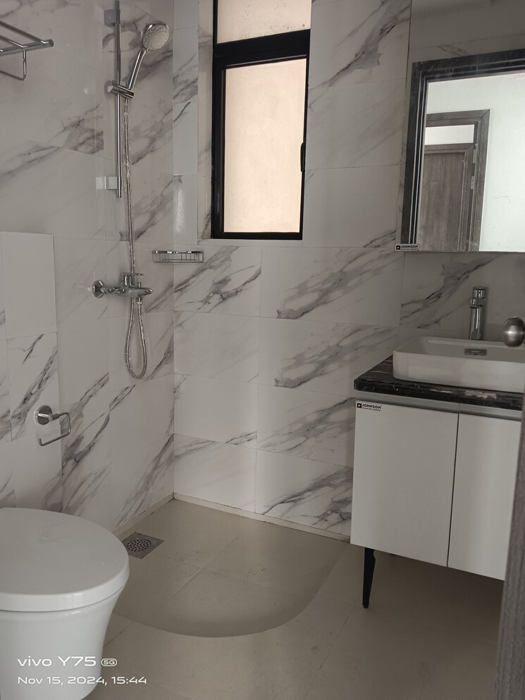 Bathroom, risland-the-icon-phase-1 2 Bedroom 713 Sq.Ft. Apartment In Dhokali Thane 7875690