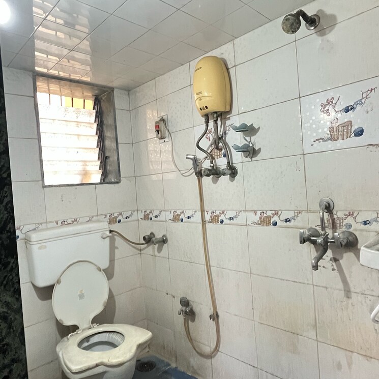 Bathroom, brahmand-phase-iii 2 Bedroom 600 Sq.Ft. Apartment In Brahmand Thane 7876350