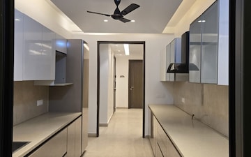 Plot For Sale in Huda Market, Sector 14