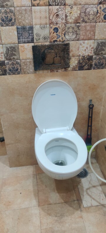 Bathroom in 3 BHK Independent House at RWA Apartments Sector 30, Sector 30 – for Rent