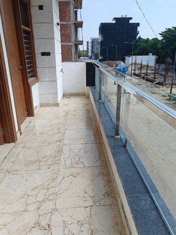 Balcony in 3 BHK Builder Floor at Puri Kohinoor, Sector 89 – for Sale