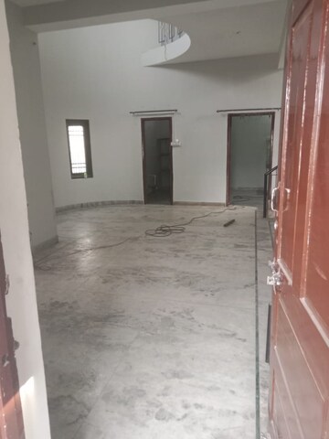 Room in 3 BHK Independent House at Avanti Vihar – for Rent