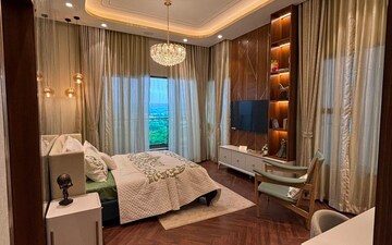 6+ BHK Independent House For Sale in Hauz Khas