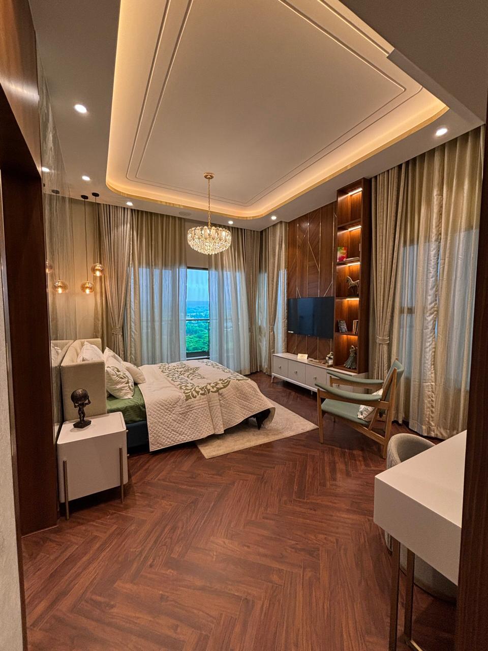 6+ BHK Independent House For Sale in Hauz Khas