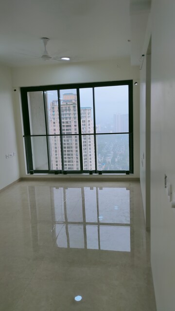 2 BHK Apartment For Rent in Dosti Eastern Bay, Wadala