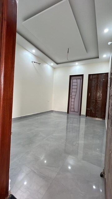 Room in 1 BHK Builder Floor at SBP Gateway Of Dreams, Dhakoli Village – for Sale