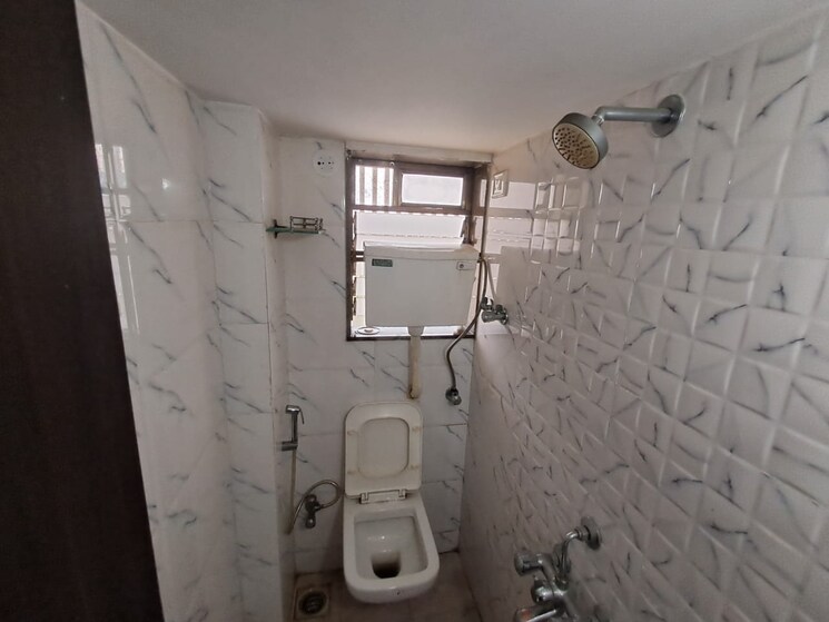 Bathroom, palacia-kingston-phase-2 2 Bedroom 666 Sq.Ft. Apartment In Ghodbunder Road Thane 7876053