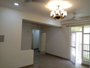Room in 2.5 BHK Apartment at Mahagun Mywoods, Sector 16c Greater Noida – for Sale
