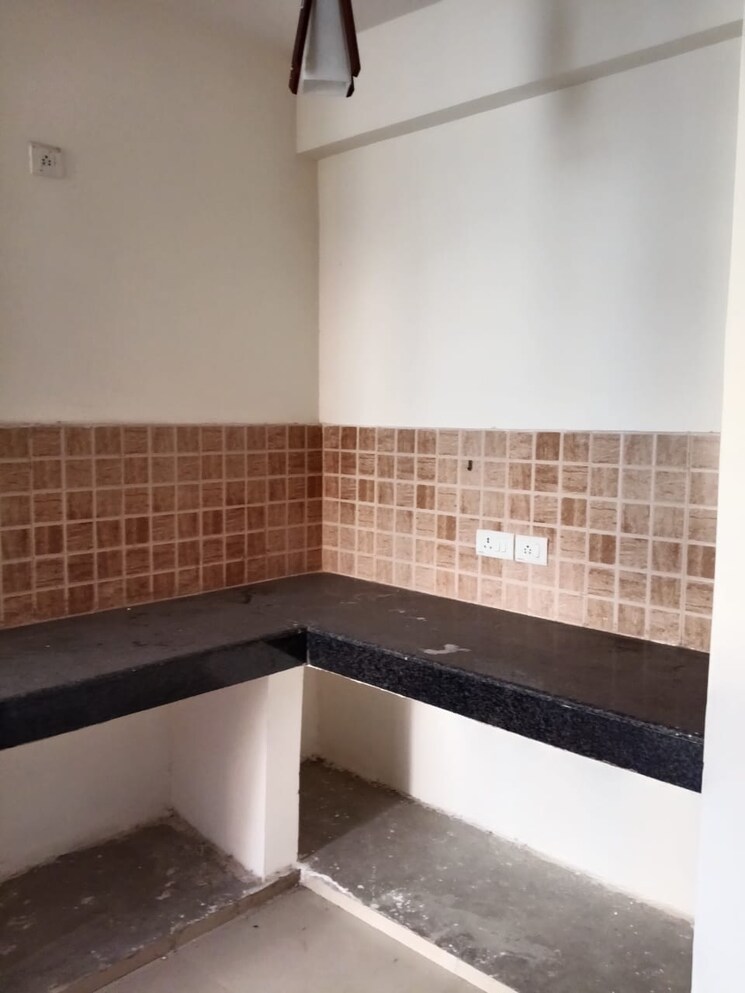 Kitchen, mahagun-mywoods-iii 2 Bedroom 593 Sq.Ft. Apartment In Sector 16c Greater Noida Greater Noida 7876214