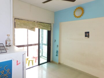 Room in 2 BHK Apartment at Omkar Signet, Malad East – for Sale
