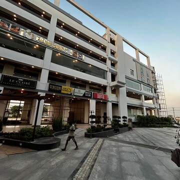  Showroom – Exterior View View at International Airport Road - for Sale