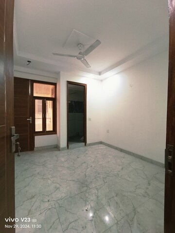 Master Bedroom in 3 BHK Builder Floor at Chattarpur – for Sale
