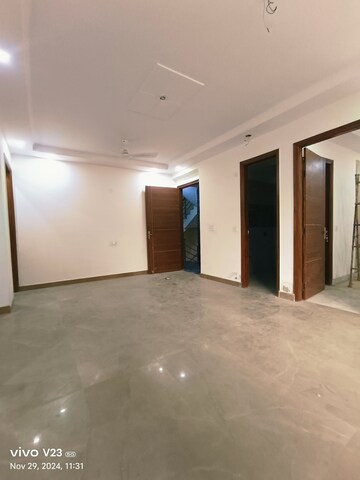 Room in 3 BHK Builder Floor at Chattarpur – for Sale