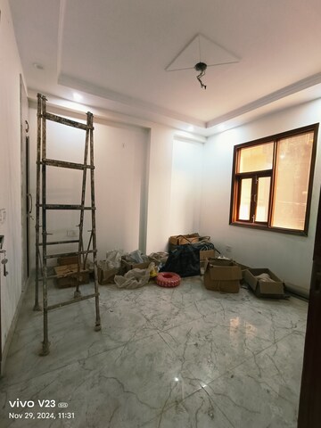 Room in 3 BHK Builder Floor at Chattarpur – for Sale