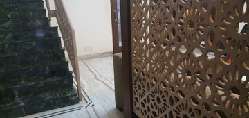 Bathroom in 5 BHK Builder Floor at Craft Destination 43, Sector 43 – for Rent