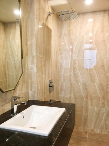 Bathroom in 3 BHK Apartment at Preet Vihar – for Rent