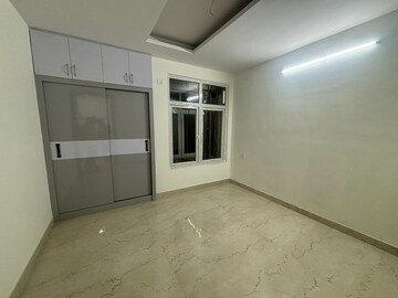 Room in 3 BHK Builder Floor at Sector 12 – for Sale