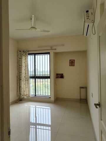 Room in 2 BHK Apartment at Kalkaji – for Rent