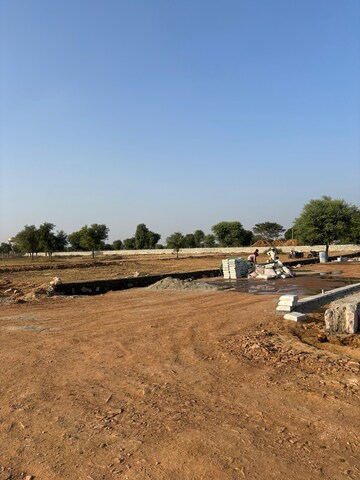  Plot For Sale in Gomti Nagar