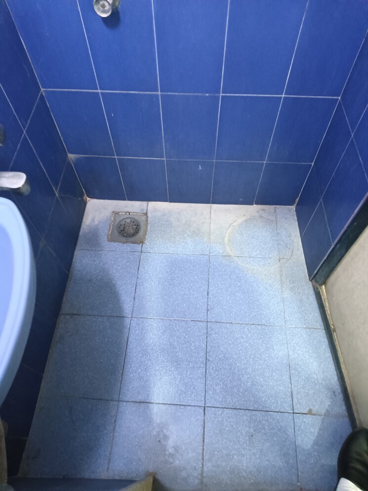 Bathroom, shivam-chs-nerul 1 Bedroom 600 Sq.Ft. Apartment In Nerul Navi Mumbai 7876526