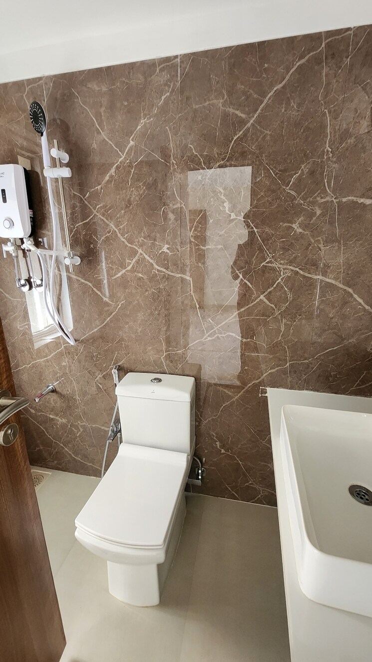 Bathroom, srishti-oasis-phase-i 2 Bedroom 620 Sq.Ft. Apartment In Bhandup West Mumbai 7876558