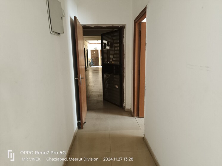 Master Bedroom, mahagun-mywoods 3 Bedroom 1520 Sq.Ft. Apartment In Sector 16c Greater Noida Greater Noida 7876619