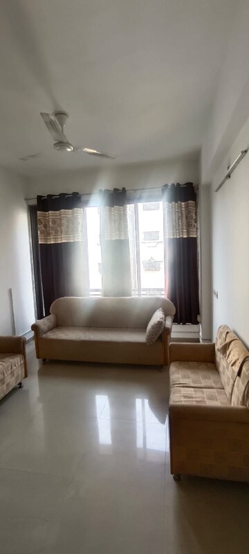 Living Room in 3 BHK Apartment at Shyam Elegance, Jodhpur Village – for Rent