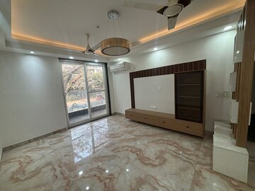 Room in 4 BHK Builder Floor at Sector 7 – for Sale