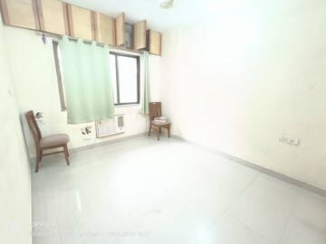 Room in 2 BHK Apartment at Shubharambh Complex, Manpada – for Rent