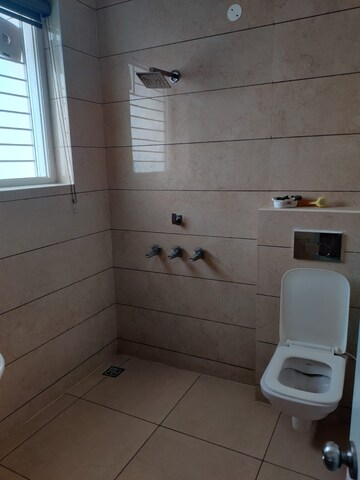 Bathroom in 3 BHK Apartment at Panchkula Urban Estate – for Rent