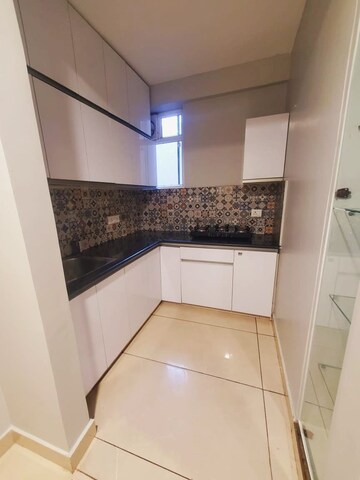 Kitchen in 1 BHK Builder Floor at DLF City Phase V, Dlf Phase V – for Rent