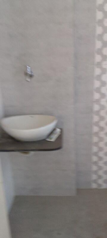 Bathroom in 1.5 BHK Apartment at Green Heritage House, Andheri East – for Sale