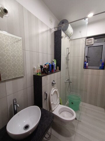 Master Bedroom in 2 BHK Apartment at Amanora Neo Towers, Hadapsar – for Rent