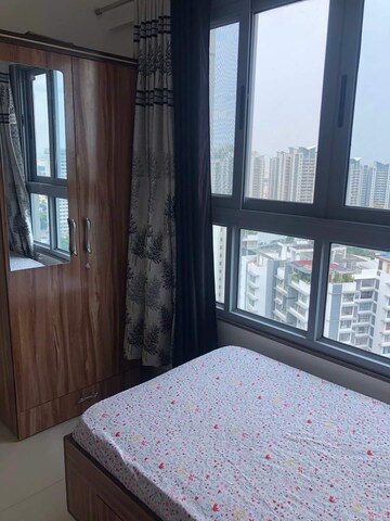 Master Bedroom in 2 BHK Apartment at Amanora Neo Towers, Hadapsar – for Rent
