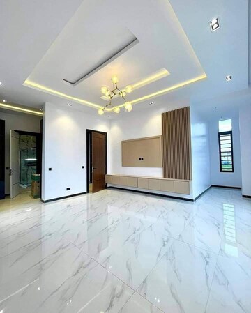 Room in 3 BHK Apartment at Galaxy Green Woods, Kharghar – for Rent