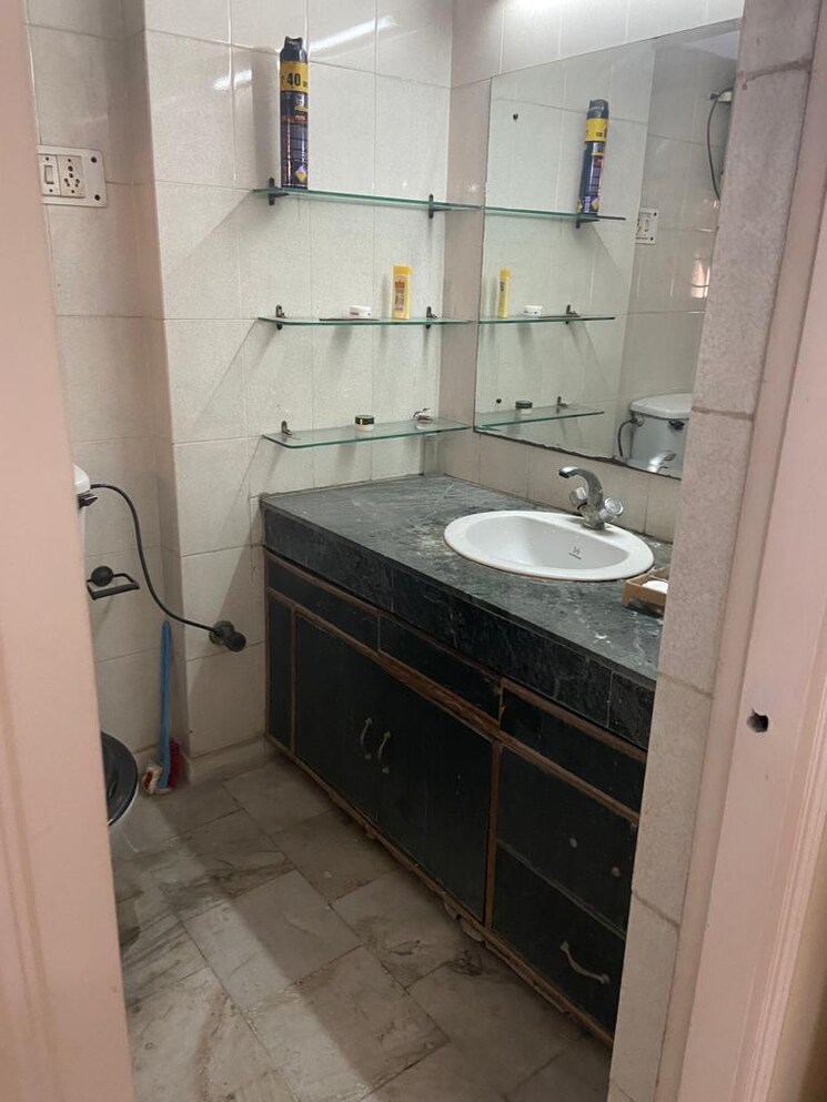 Kitchen, patparganj 2 Bedroom 1350 Sq.Ft. Apartment In Patparganj Delhi 7876930