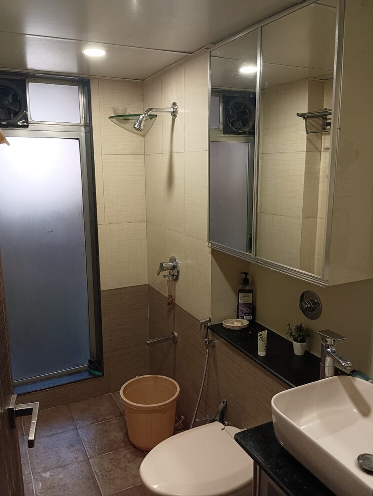 Bathroom, bhakti-heights-tilak-nagar 2 Bedroom 720 Sq.Ft. Apartment In Tilak Nagar Mumbai 7876932