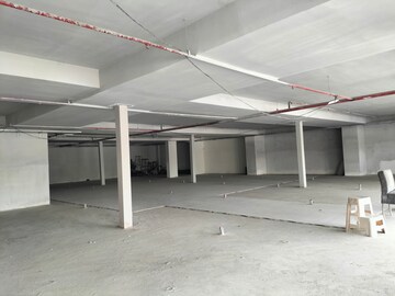 Parking in  Showroom at Chanda Nagar – for Rent
