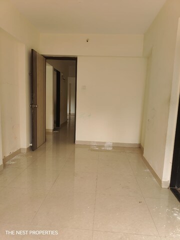 Room in 1 BHK Apartment at Tilak Nagar Building, Tilak Nagar – for Sale