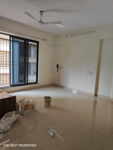 Room in 1 BHK Apartment at Tilak Nagar Building, Tilak Nagar – for Sale