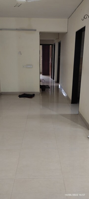 Building Lobby in 3 BHK Apartment at Dosti Acres Aster, Wadala East – for Sale