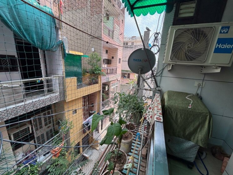 Balcony, om vihar 3 Bedroom 800 Sq.Ft. Builder Floor In Om Vihar Delhi 7876992