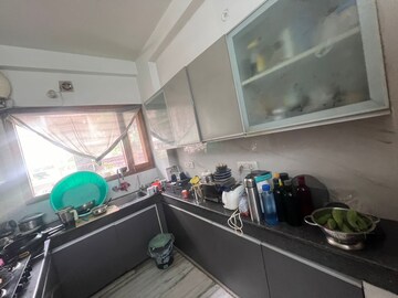 Kitchen in 3 BHK Builder Floor at Vipul World Plots, Sector 48 – for Rent