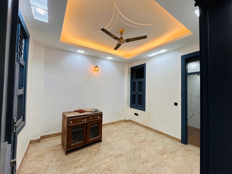 Room, onyx-apartment 4 Bedroom 2250 Sq.Ft. Builder Floor In Shakti Khand Iii Ghaziabad 7877051