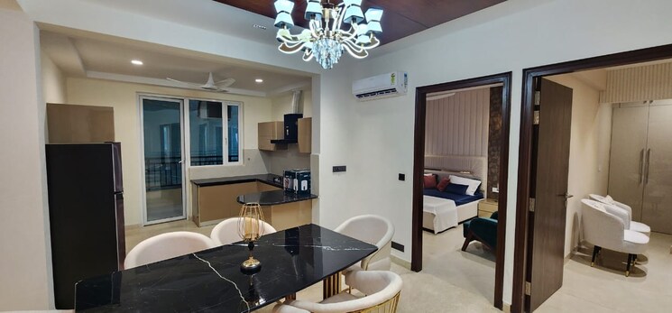Master Bedroom, maya-green-lotus-saksham 3 Bedroom 1907 Sq.Ft. Apartment In International Airport Road Zirakpur 7877108