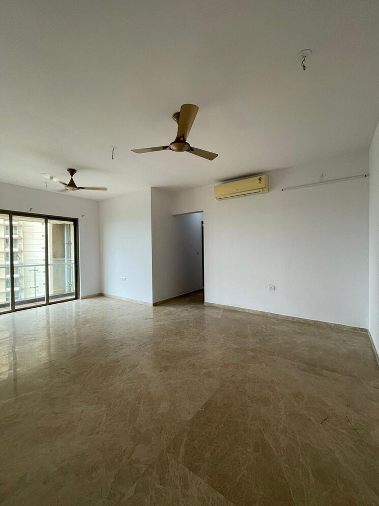 Room, lodha-splendora 3 Bedroom 1124 Sq.Ft. Apartment In Ghodbunder Road Thane 7877128