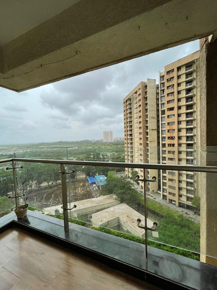 Exterior View, lodha-splendora 3 Bedroom 1124 Sq.Ft. Apartment In Ghodbunder Road Thane 7877128